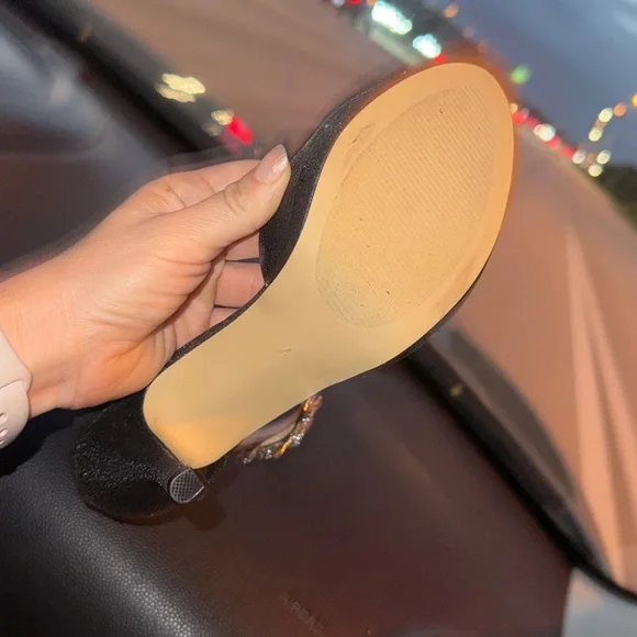 Badgley Mischka Black Heeled Sandals - Picture 7 of 9